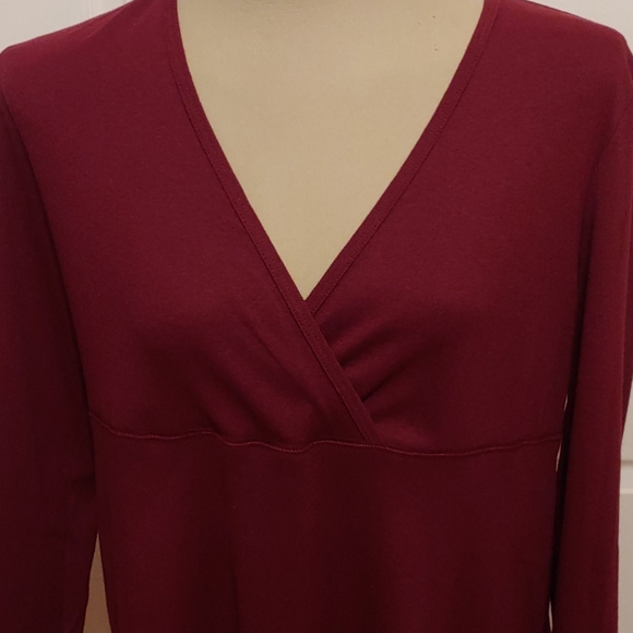 🤰 NWOT New Addition Maternity Top - Picture 2 of 9